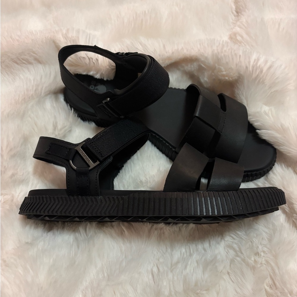 Sorel Black Strappy Sandals